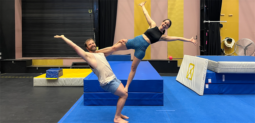 Night Flies Adult: Acrobalance & Tumbling (18+)